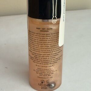 NWT ICONIC LONDON Pink Eye Shadow